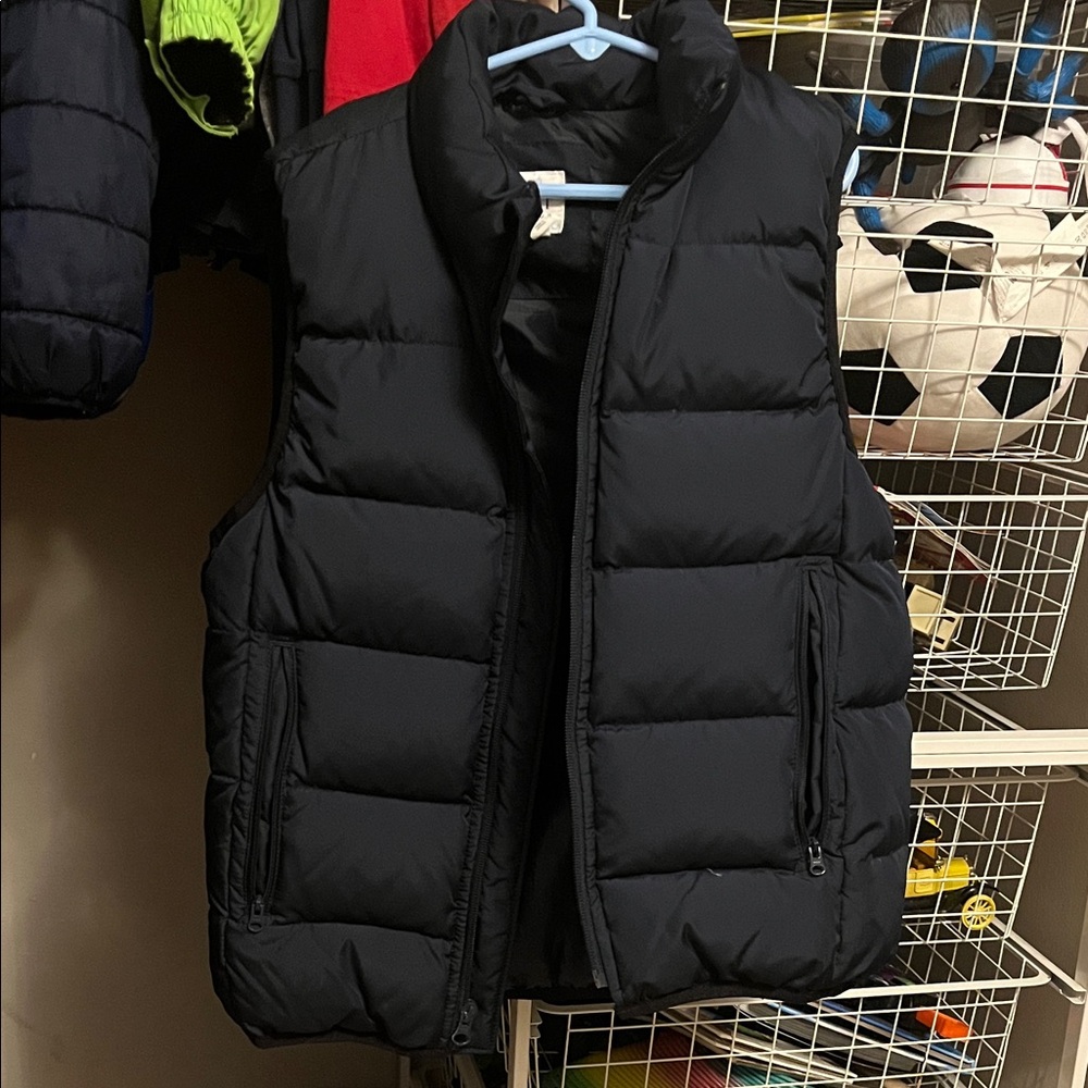 GAP Kids Midnight Puffer Vest